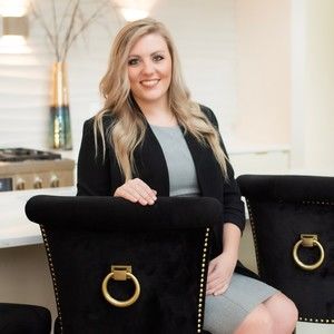 Meet your Posher, Haleigh